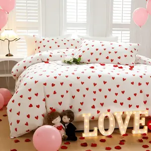 Modern Simple Heart-Shaped Quilt Set, 3-Piece Includes Quilt Cover and Pillowcases, Breathable Polyester Material, No Core Included