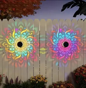 Solar Mandala Projector Wall Lights, Waterproof Metal Fence Light, Outdoor Decor for Garden, Patio, Backyard, Courtyard, Outdoor Decorative Lights, Patio Lighting, Solar Powered Lighting