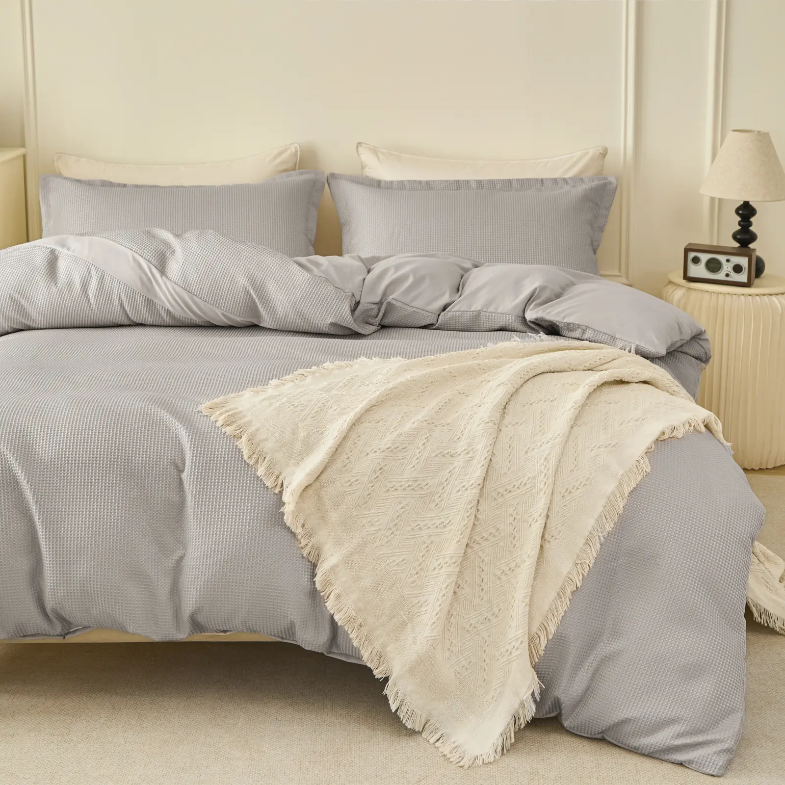 3-Piece Waffle Weave Duvet Cover Set, Soft Lightweight Bedding, Modern Bedroom Decor, Queen and King Size with Pillowcases