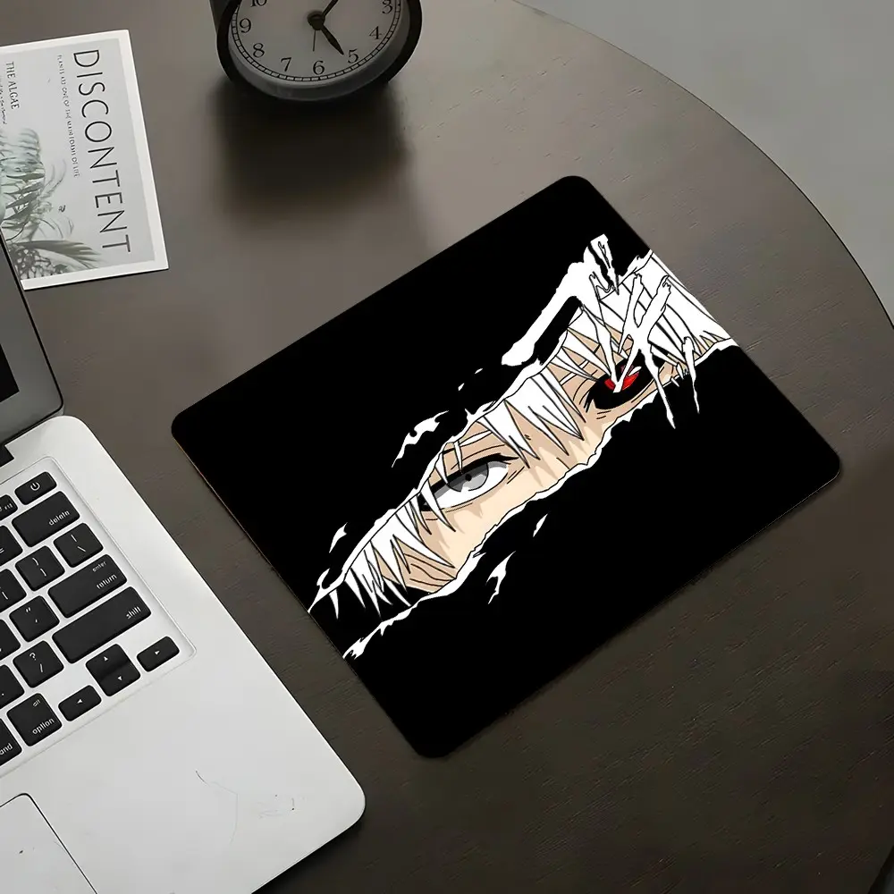 Black-White Fierce Anime Style Square Mouse Pad, Personalized Office Desktop Non-Slip Pad, Rubber Non-Slip Lock Edge Waterproof Small Size Pad, Anime Mousepad, Mouse Pad For Laptop, Computer Mouse Pad, Personalized Gift For Family And Friends