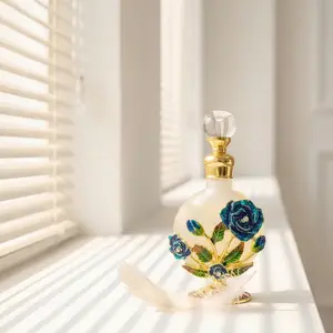 Natural Women's Perfume Oil Concentrate, Long-Lasting Floral Fragrance, Middle Eastern Musk Scent, 10ML Rose Enamel Bottle, Portable for Travel