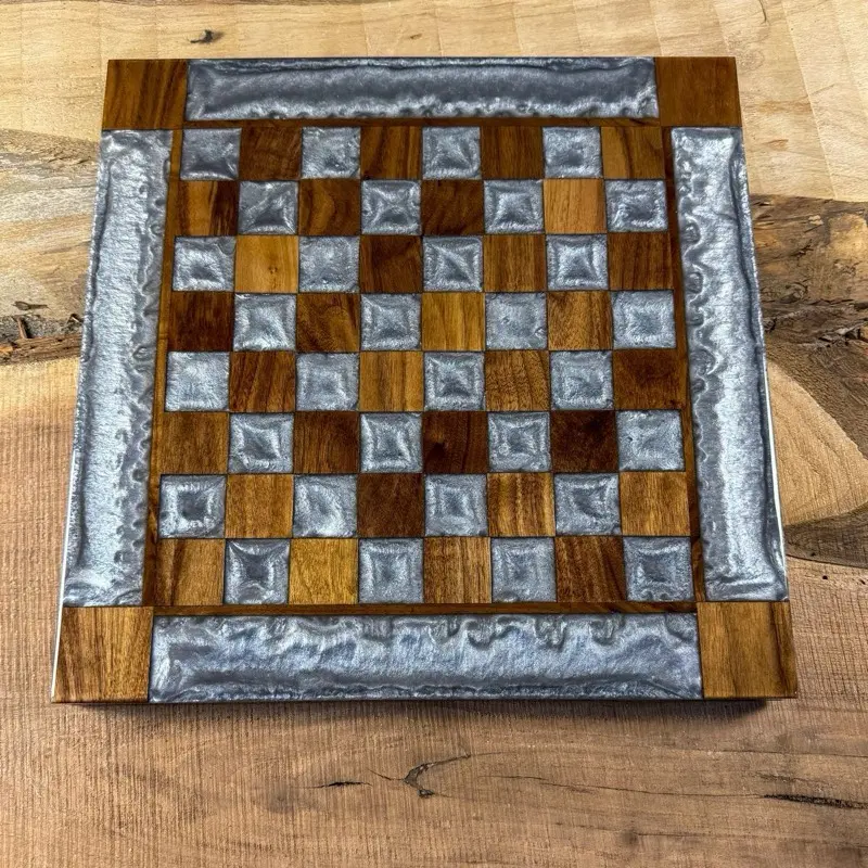 Silver Cloud Walnut Chess Board (INCLUDES PIECES) Silver Cloud Walnut Chess Board (INCLUDES PIECES)