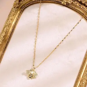 jewerly dainty necklace