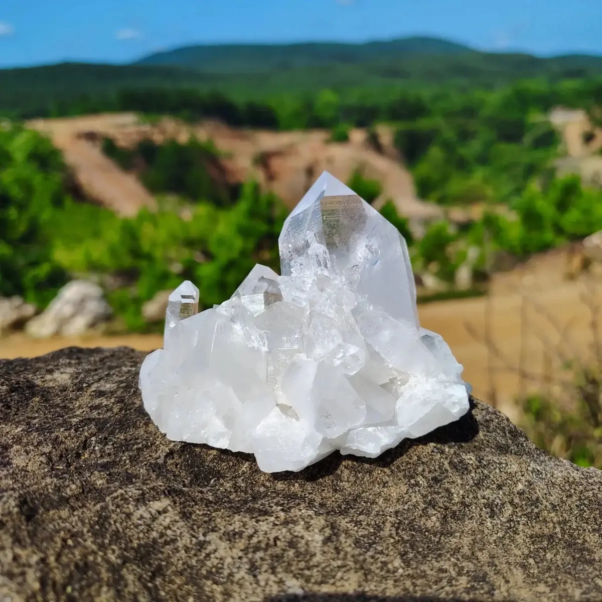 Clear Small Quartz Crystal Cluster Natural Energy Stone