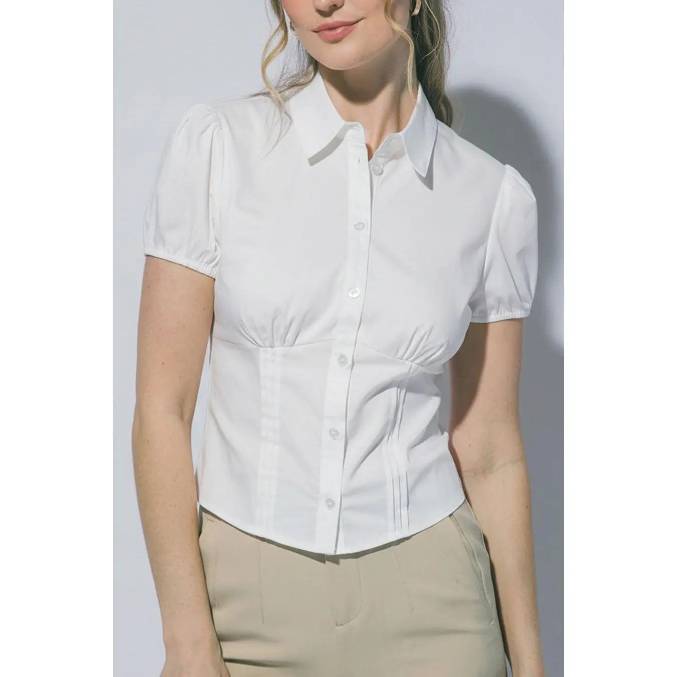 Clean Girl Puffed Short-Sleeve Button-Up Fitted Cotton Blend Shirt