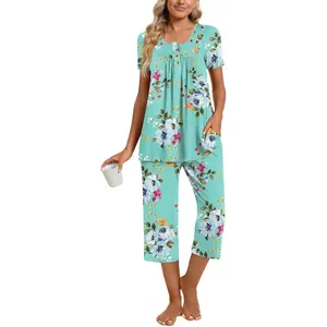 Pajama Sets 2 Piece Short Sleeve Top and Capri Pants Plus Size Ladies Lounge Pjs Sets with Pockets