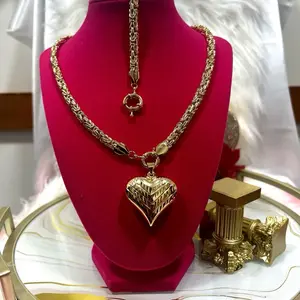 Santiago Jewelry #71 Women's Set with Heart Pendant Gold Plated 14K Necklace and Bracelet Set