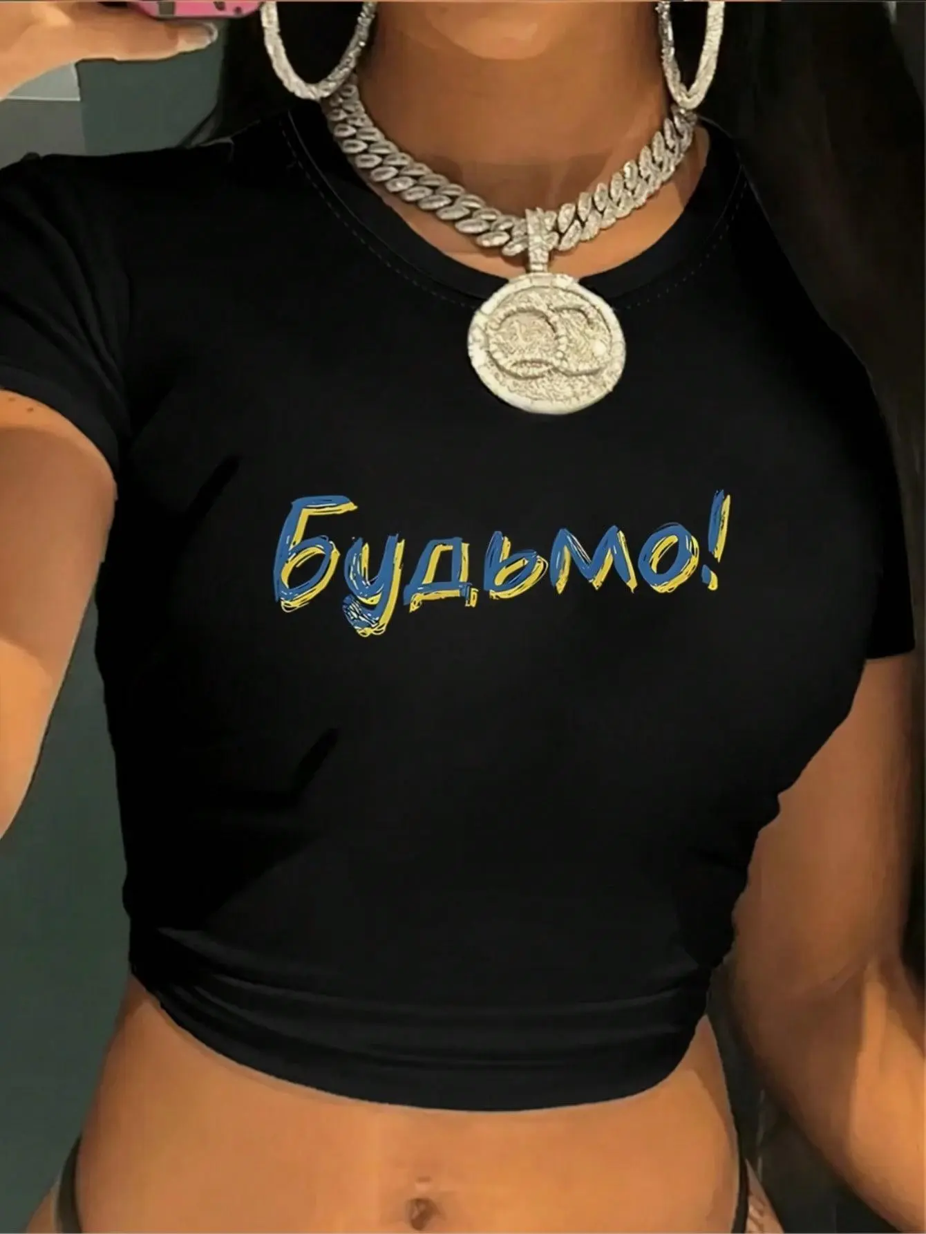 Women's XS-XL Seamless Soft Breathable Vintage Cropped Tee - Cyrillic Graffiti Print, Short Sleeve, Round Neck, Form-Fitting, Exposed Midriff Top, Suitable for All Seasons
