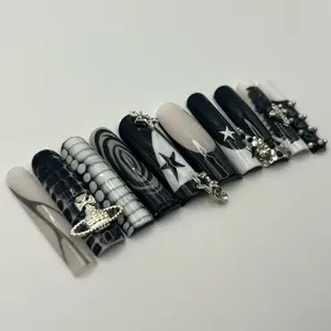 Y2K junk Black and white press on nails