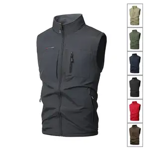 Plus size men's autumn and winter hooded vest, slim fit, order one size larger, fleece lined warm and windproof padded vest jacket, camouflage patchwork design, street motorcycle style. Trendy and versatile, suitable for daily casual wear, outdoor fishing
