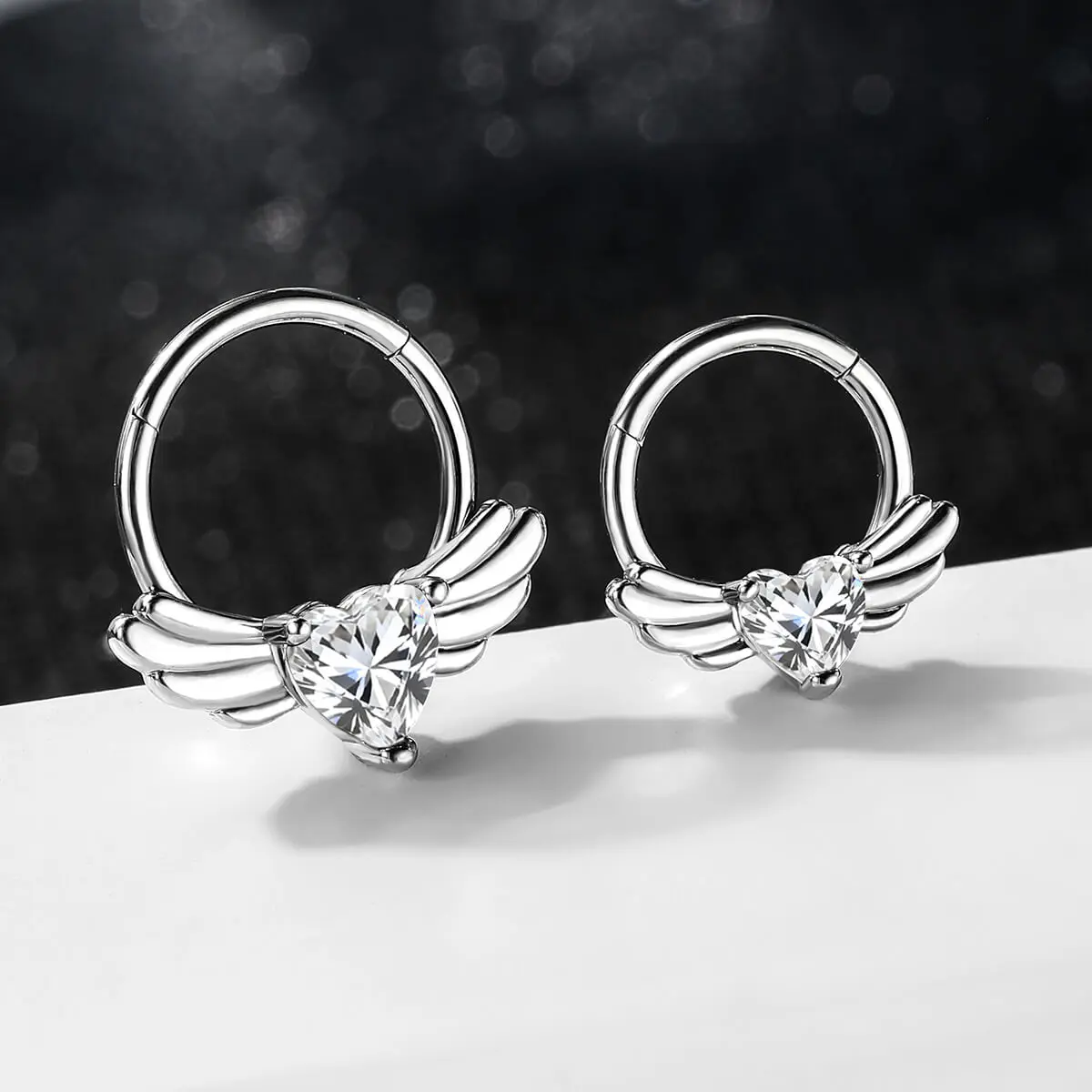 Oufer 16G Wings With Heart Shape CZ Hinged Segment Clicker Septum Ring