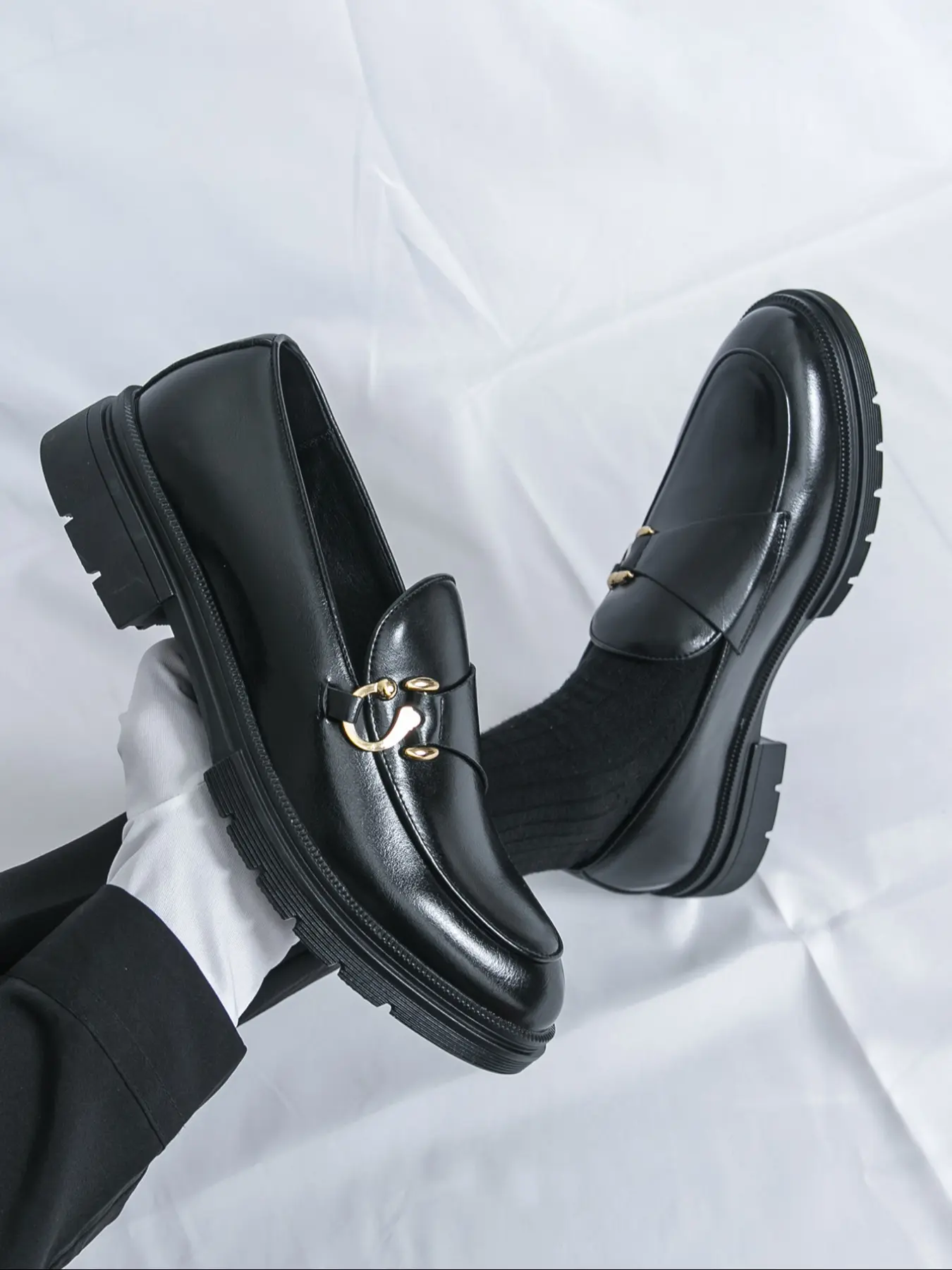 Men's Business Casual Shoes with Hook Buckle, Wedding Groom Shoes, Comfortable and Stylish, Perfect for Formal Occasions