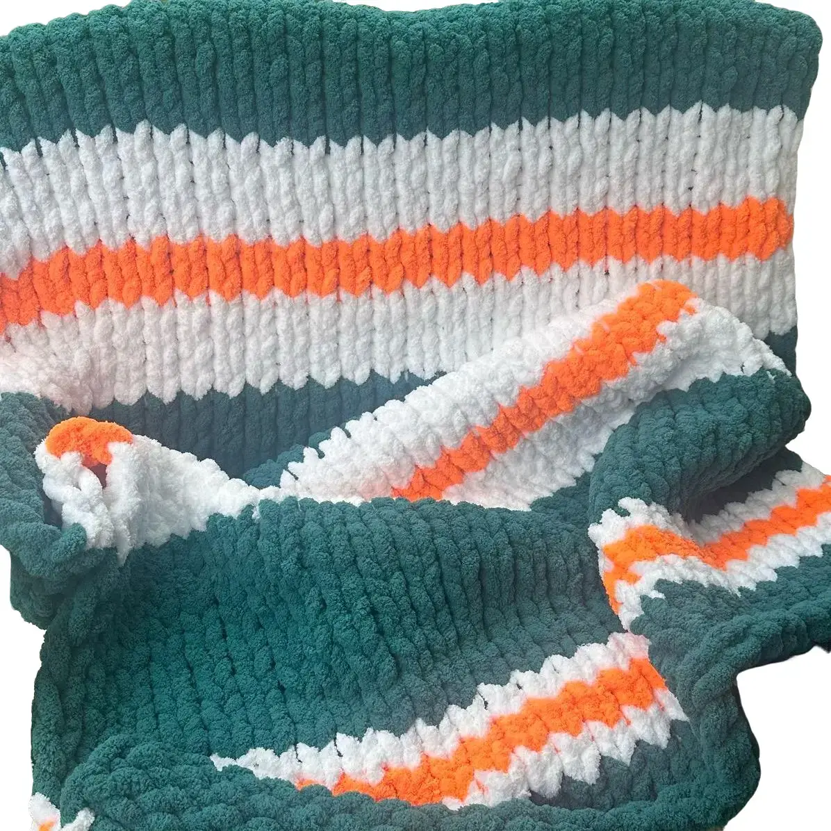 Miami Inspired Chunky Knit Handmade Blanket for Kozy Nights