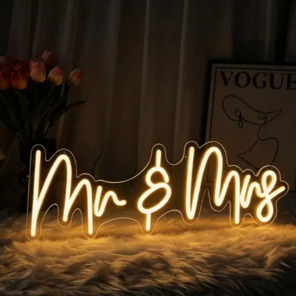 Mr & Mrs Neon  LED Light, Warm White Acrylic Wedding Decor , Romantic LED  for Wedding Reception, Engagement Party, Bridal Shower, Bride To Be Gift, Photo Booth Backdrop, Newlywed Decor, Bedroom Home Bar Wall Decor