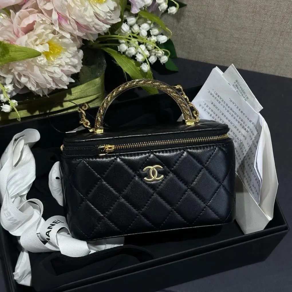 Pre-owned CHANEL 24S Black Gold Acrylic Clear Handle Long Box Chain Shoulder Bag 2420189