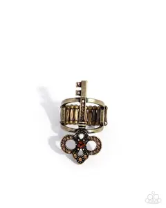 Knockout Key - Brass Topaz Rhinestone Key Ring - Paparazzi