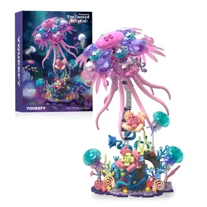 Enchanted Jellyfish Building Block Set with Flowers, Ocean Animal Collection Toy, Sea Creature Display for Adults, Home & Office Decor, Creative Christmas Gifts for Boys Girls 14+