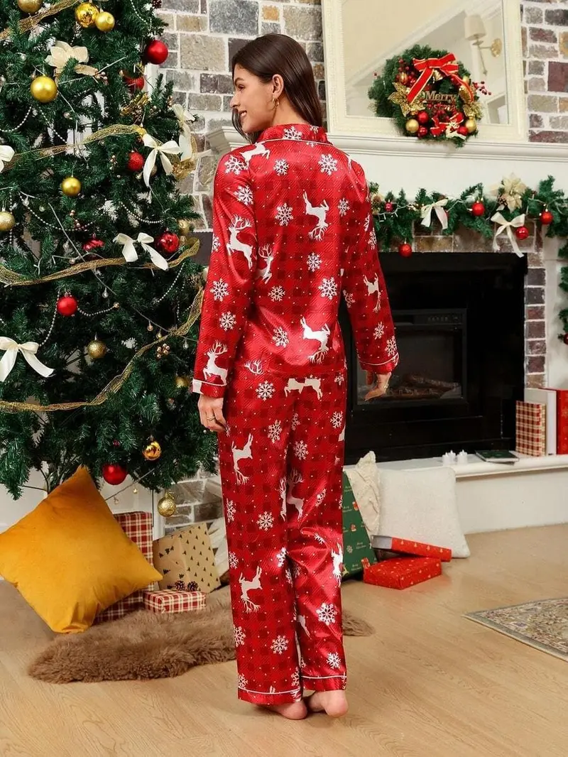 Christmas Pajama Set – Women’s Green Faux Silk Top & Pants with Snowflake & Letter Print – Cozy Holiday Sleepwear for Fall & Winter