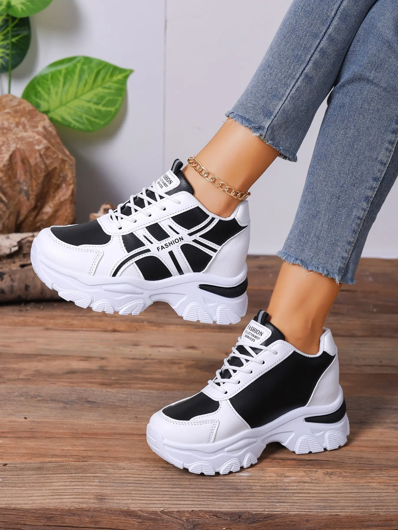 Lace-up sports, Footwear, Athletic dad shoes designed for women, height-increasing white casual chunky heel shoes, comfortable and lightweight wedge trainer sneakers, breathable and durable Rubber, suitable for school, travel Walking Shoes