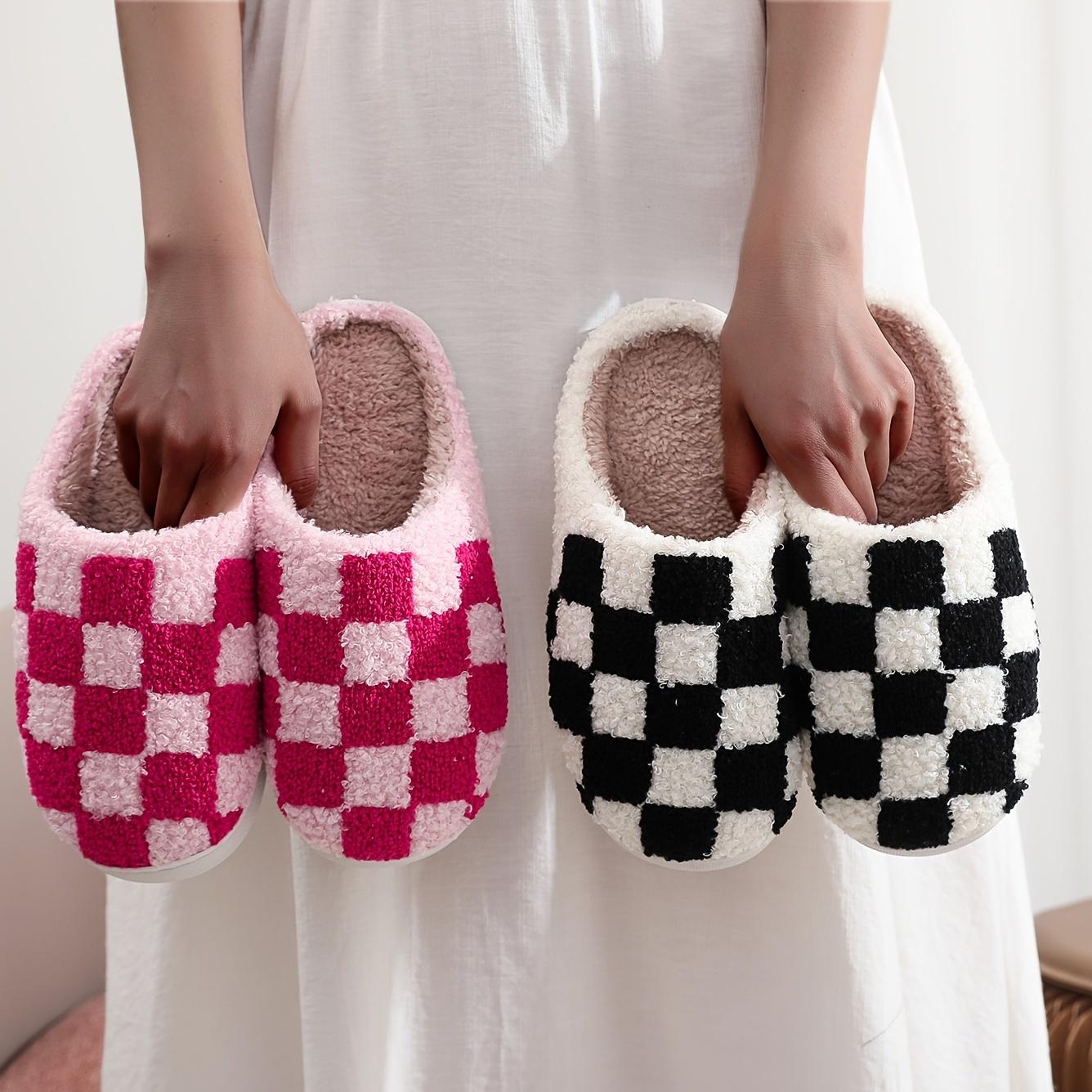 Women's Stylish Easy Checkered Fuzzy Slippers, Indoor Comfort with Thick, Soft, Warm, Silent Non-Slip Soles, Suitable for Couples