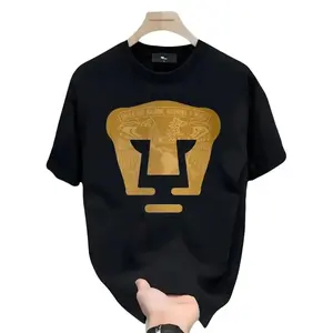 LIGA MX PUMAS UNAM Football Club 100% Cotton High-Quality Sweatshirt Black Pullover Stretch Menswear Tops Crewneck Shortsleeve T-Shirt with Gold Emblem and Text for Casual Wear Streetwear