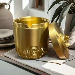 Elegant Copper Ashtray with Lid, Nordic Style, Traditional Chinese Design, Home & Office Decor, Luxury Car Accessory, Office Use Ashtray