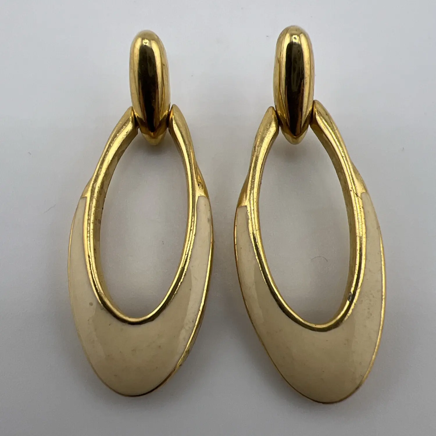 Vintage Trifari Earrings Pierced Maroon Enamel Gold Tone 1.75"
