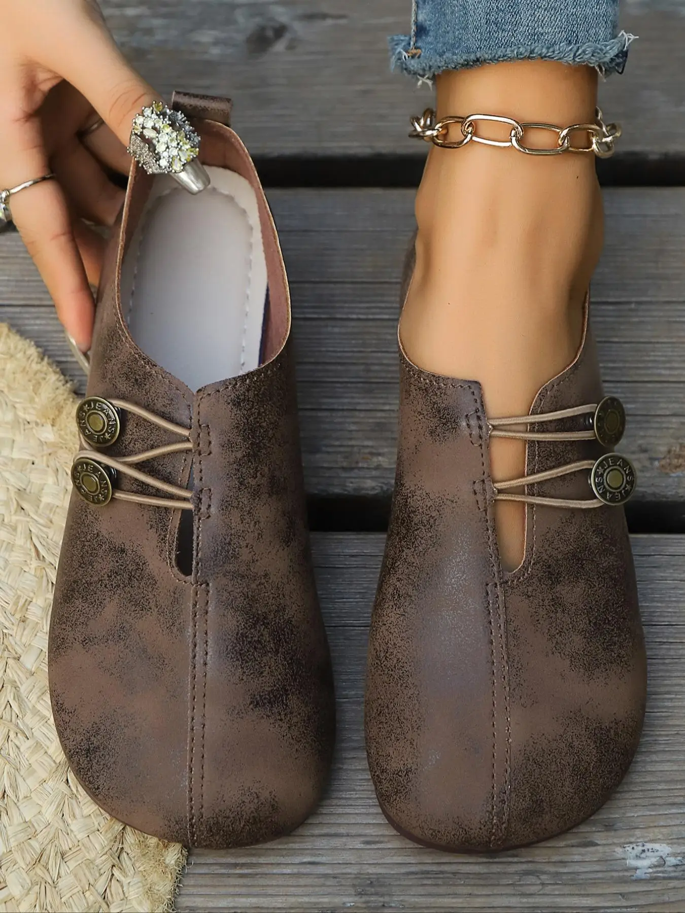 Women's Fashionable Solid Color Button Decorated Flat Shoes, Casual Comfortable Round Toe Shoes for Daily Wear, Lightweight Breathable Shoes for All S