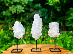 Clear Quartz Cluster On Metal Stand, Natural Quartz Point Mini Pin (Clear Quartz Crystal Point, Healing Crystals, Display Crystals on Stand)