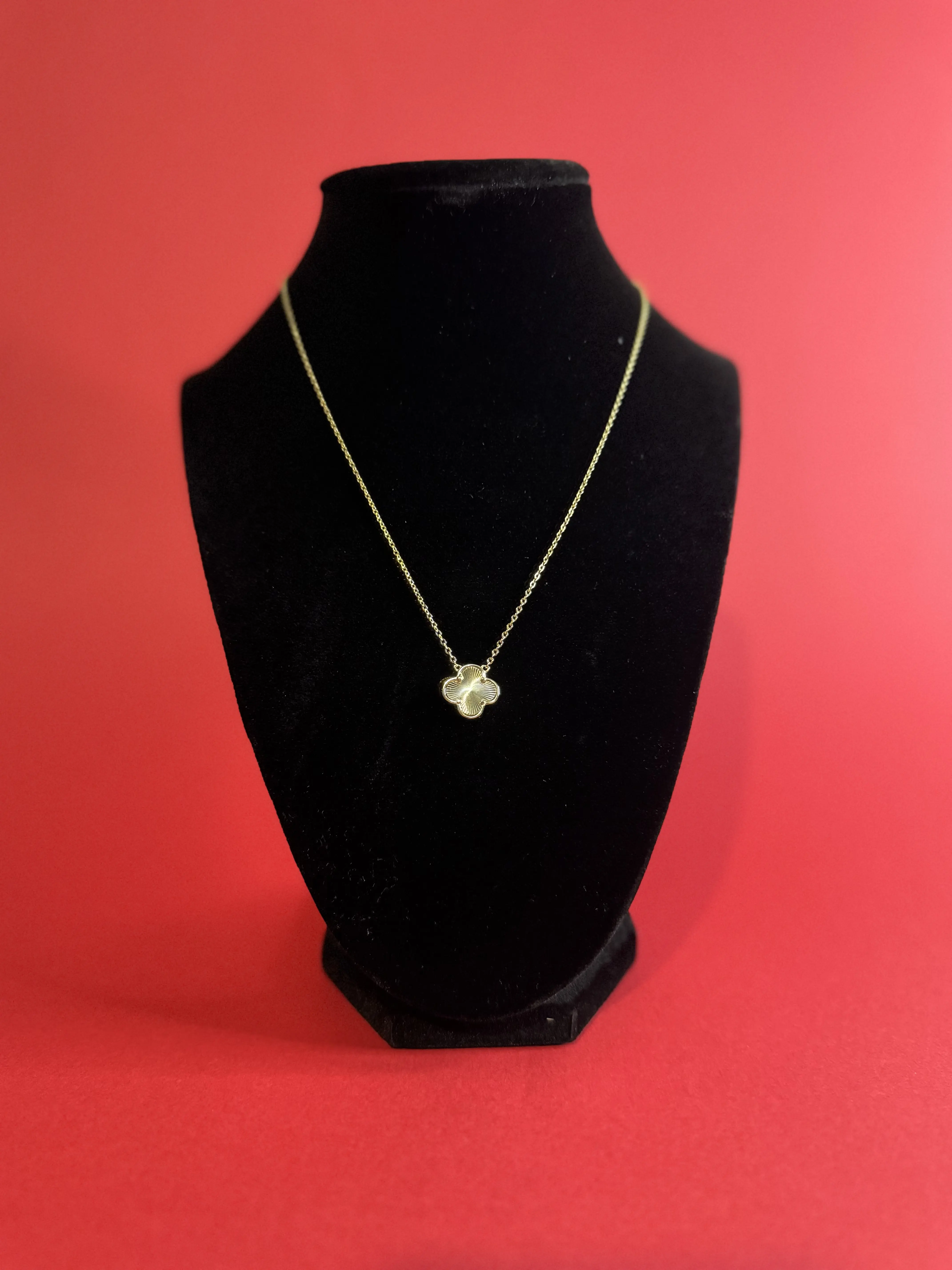Gold Clover Pendant Necklace