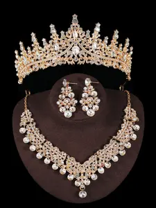 A set of fashionable jewelry for women's weddings, bridal accessories, rhinestone crowns with gorgeous necklaces and earrings, 4-piece wedding jewelry set, Elegant Jewelry Set, suitable for weddings, parties, parties, and golden dances