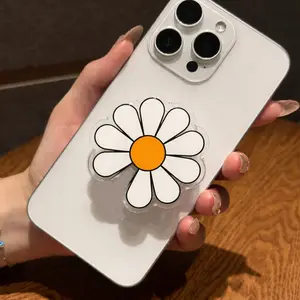 Kpop Daisy Flower MagSafe Phone Grip – White Floral Magnetic Pop Socket & Kickstand – Aesthetic Summer Phone Holder Gift for FAM
