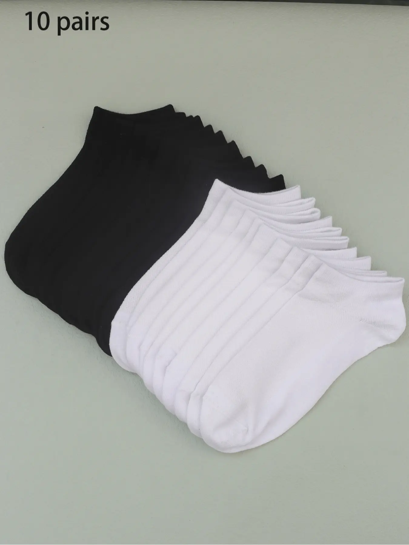 10 pairs of 5 blacks and 5 whites