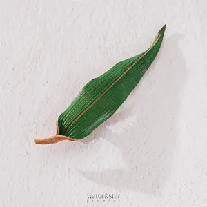 Water & Star Leather Bamboo Leaf Hair Clip - Green Barrettes for spring Hair Accessory, Nature Lover Headpiece