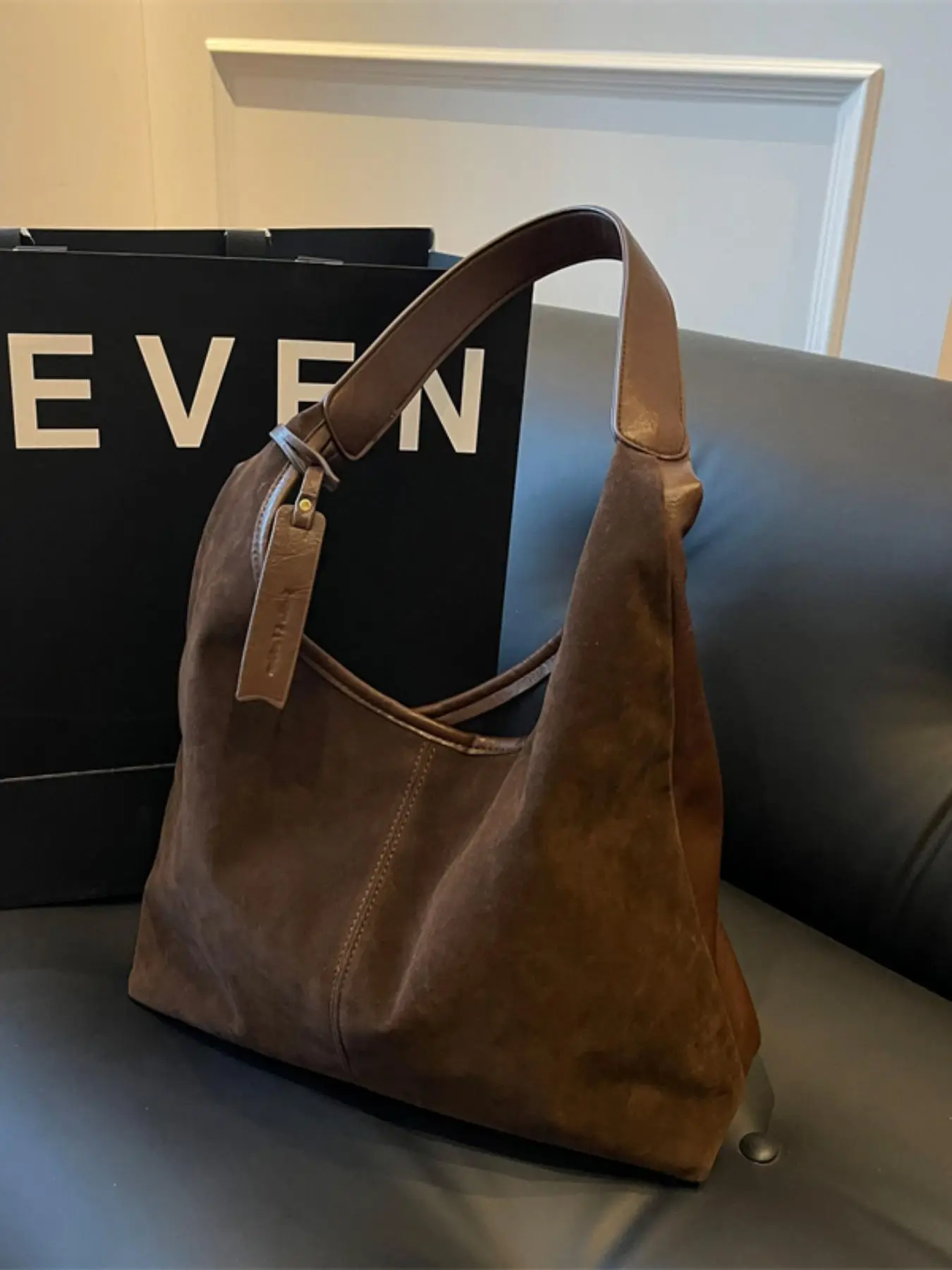 Women's Solid Color Suede Shoulder Bag, 2025 New Style Fashionable Casual Versatile Underarm Bag for Daily Travel Work Commute, Trendy All-match Commu