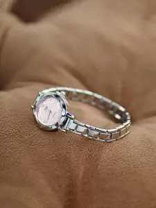 Women's Quartz Watch, Small Fashionable Round Dial, Thin Steel Band, Daily Wear, Perfect Gift for Holidays, Modern Fashionable Wristwatch, Modern Casual Wristwatch, Analog Watches