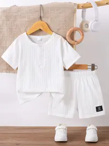 Summer Boys' Solid Color Pocket Half Button Embroidered Short Sleeve + Shorts Set, Fashion Two-Piece for Kids, Casual Set