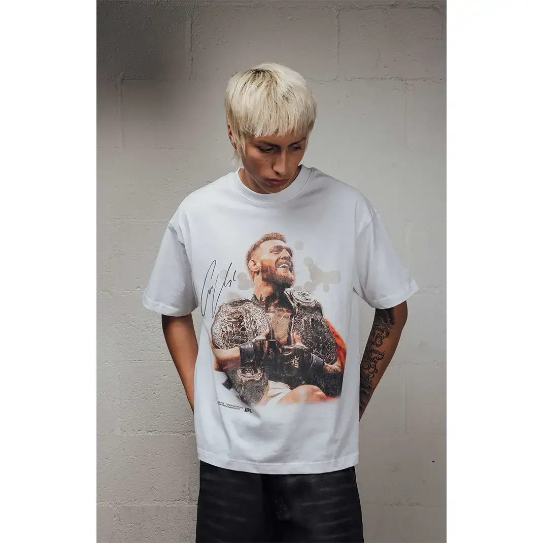 UFC Men's Conor McGregor King is Back Oversized T-Shirt - Multicolor