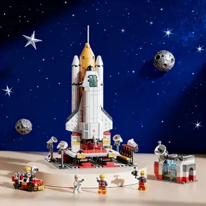 1000+ Piece Spaceship Building Block Set, Stem Building Blocks, Collector Set - Suitable for Children and Adults, DIY New Year's Gift, Educational Toy, Decoration, Creative Puzzle Toy, Christmas, Birthday & Holiday Gifts