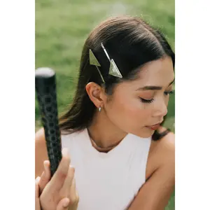 The Ball Marker Hair Clip