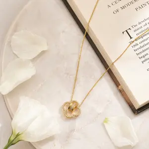 Elegant 18K Gold Plated Four Leaf Clover Pendant Necklace with Crystal Accents, Lucky Charm Jewelry for Women, Minimalist Dainty Gold Necklace Gift
