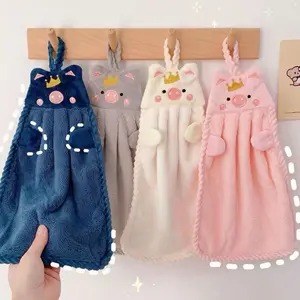 Soft and comfortable hanging towels, 4-pack, cartoon design, suitable for bathroom and kitchen cleaning, made of microfiber, can be hung. Cute design suitable for children's daily