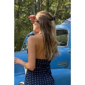 Petite Clip in Blueberry