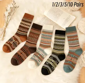 5/10 Pairs Women's Mid-calf Christmas Socks, Casual Soft Comfy Warm Socks for Fall & Wintel Women's Socks for Daily Wear