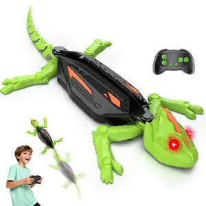 Wall Crawler Gecko Remote Control Toy Electric Lizard with LED Glowing Eyes 360° Spin Indoor Fun Gift Idea Party Toy Cool RC Chameleon Toy for Kids Electronic Christmas