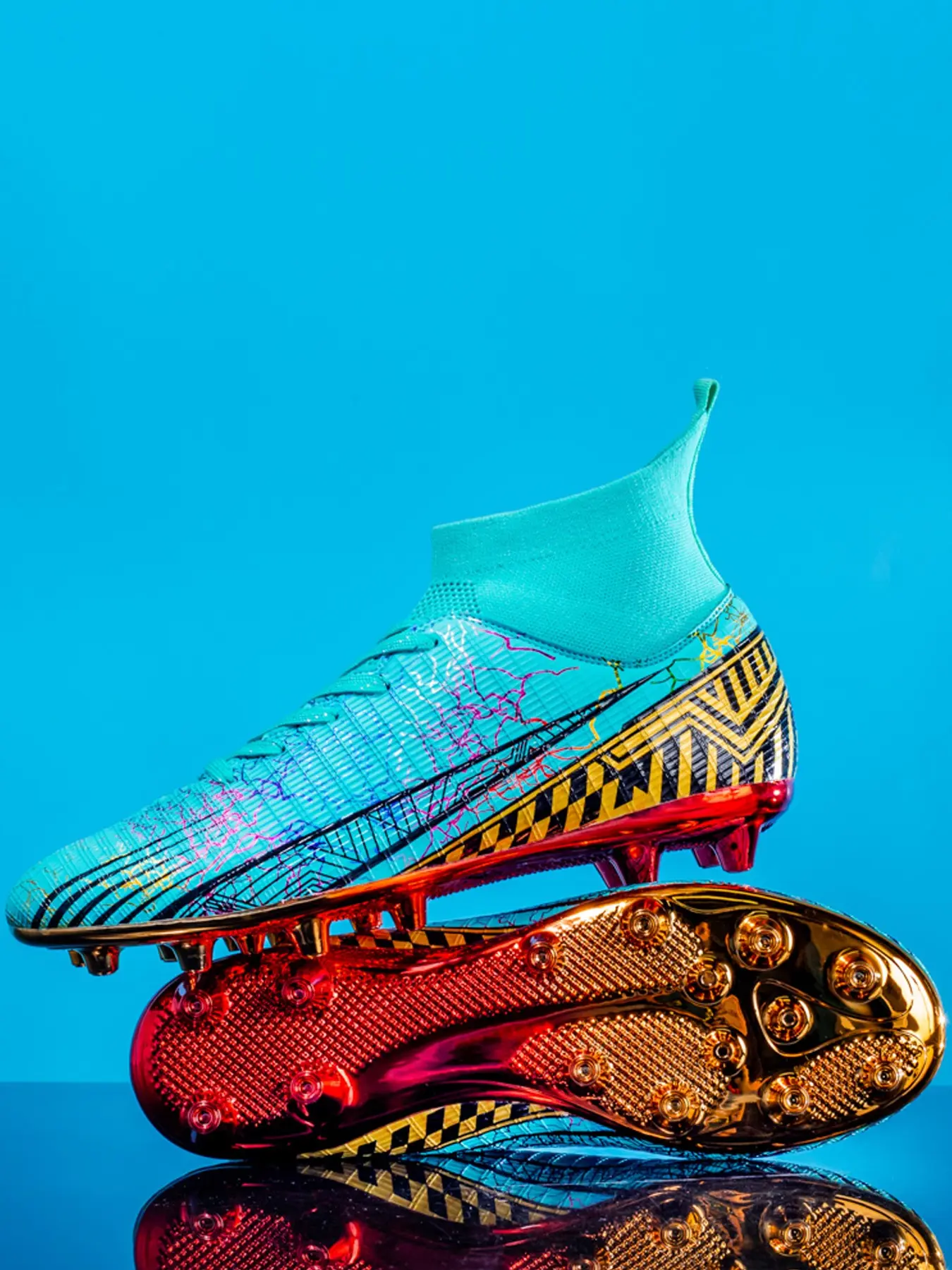 Men's Football Shoes, Football Boots, Adult Professional Cleats, Soccer Cleats, Camouflage Tpu Toe Protector, Electroplated Sole, Suitable for Students and Young Adults