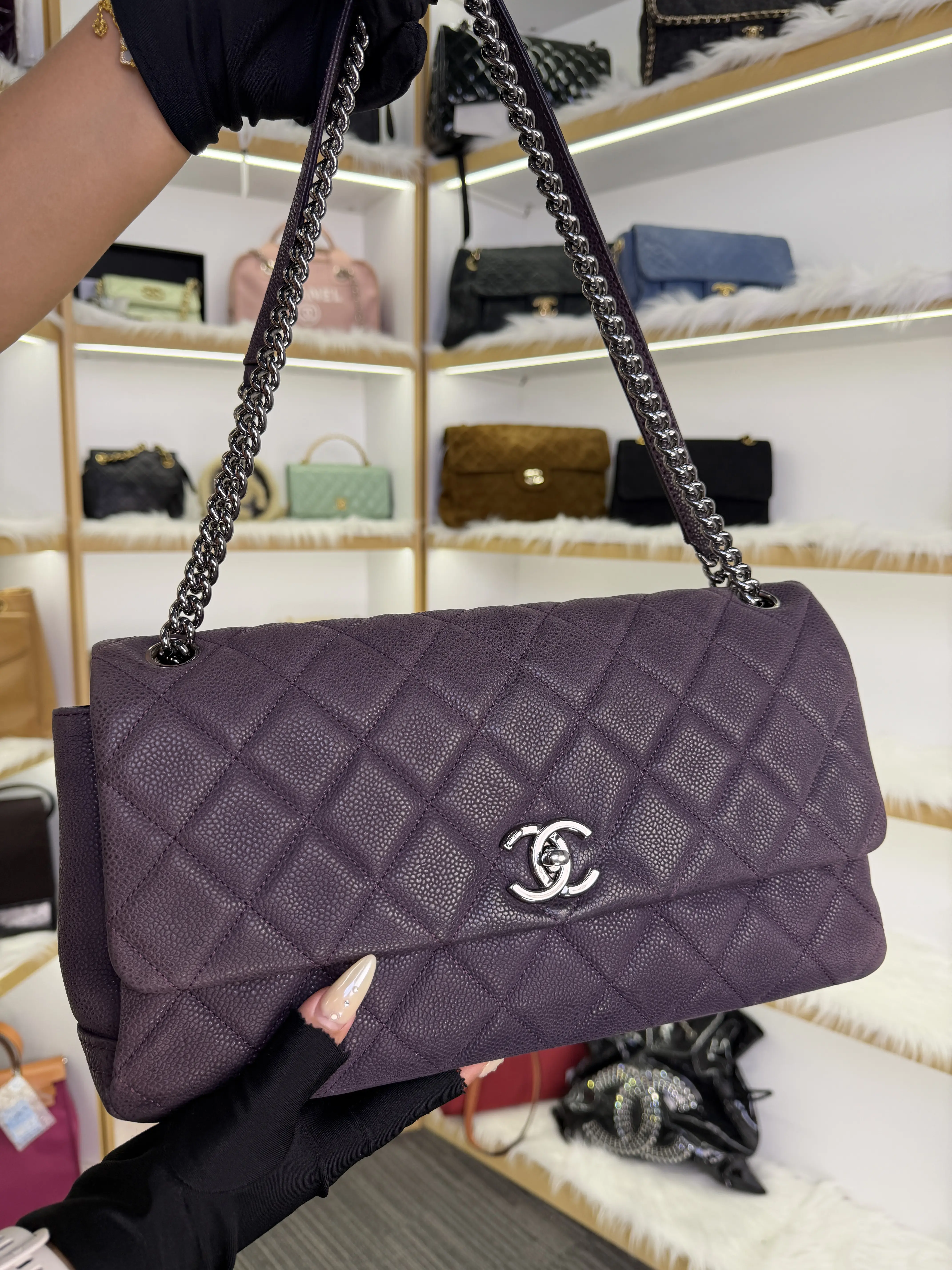 Pre-owned CHANEL purple lady pearly leather crossbody bag Chanel