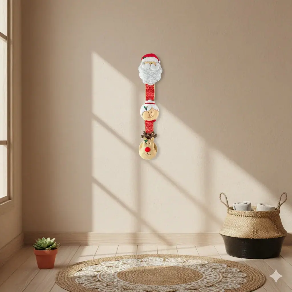 Handmade 🎅 Christmas Trio Decoration – Santa, Mrs. Claus &amp; Reindeer in Felt