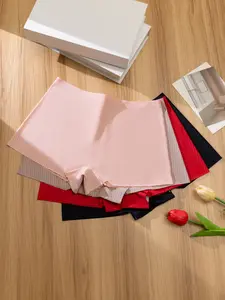 Women's Solid Color Striped Boyshorts, Lightweight Breathable Seamless Underwear, Stretchy Waistband, Seamless Soft Wirefree, 4-Piece Set for All Seasons