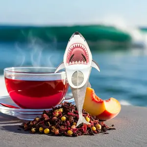 Ocean Teabag Attacking Shark Rosehip Hibiscus Tea Bags Beverage Peach Faint White Peach Flavor Black Tea with Dried Fruits and Herbs